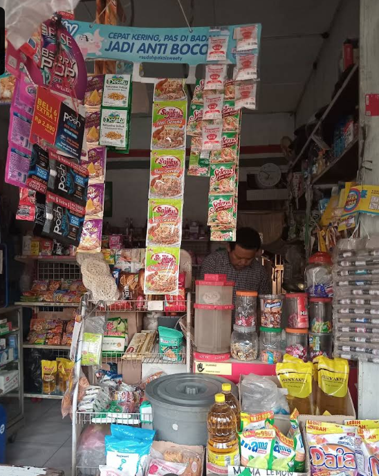 Foto depan Toko Maju Jaya